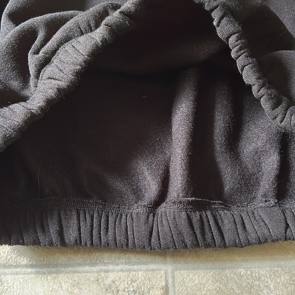 Black Lounge Set - Picture 7 of 9